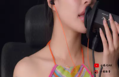 付费视频-小萌舔耳