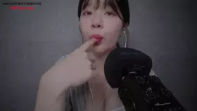 小泡小泡_亚克力_舔屏-助眠音声网